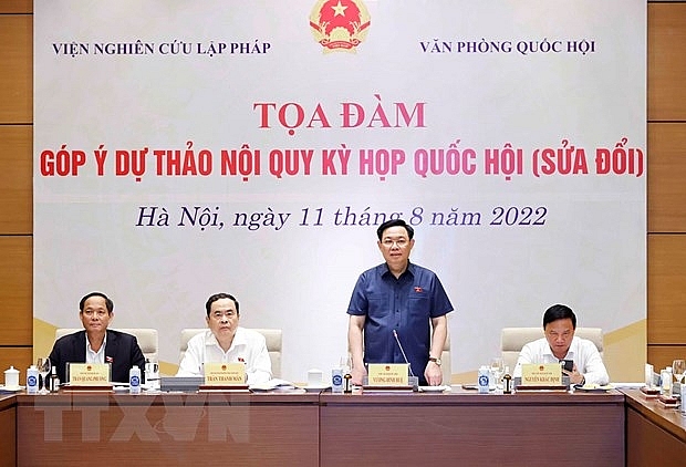 Chủ tịch Quốc hội Vương Đình Huệ phát biểu