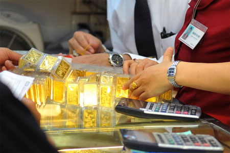 Sáng nay (8/9), giá vàng SJC tiếp tục tăng mạnh lên mức 37,28 triệu đồng/lượng.