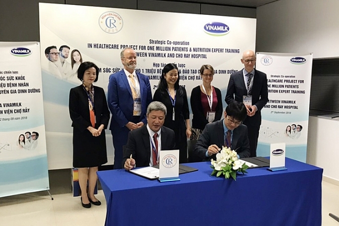 vinamilk benh vien cho ray ky ket hop tac chien luoc nang tam quoc te