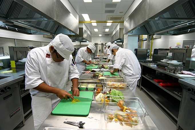 dua nguoi lao dong di lam viec thoi vu tai han quoc thuc hien theo huong dan thi diem