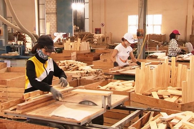 khuyen cong lam dong thu hut hieu qua nguon von doi ung