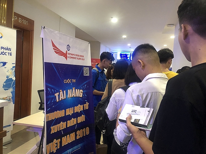 Thương mại điện tử xuyên biên giới: Cần có quy định cụ thể thuong mai dien tu xuyen bien gioi can co quy dinh cu the