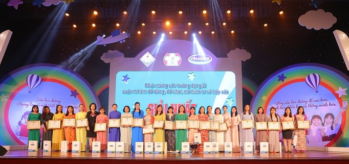 Đà Nẵng tổ chức Ngày hội Sữa học đường cho trẻ em mầm non da nang to chuc ngay hoi sua hoc duong cho tre em mam non