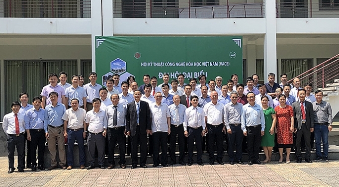 hoi ky thuat cong nghe hoa hoc viet nam ra mat bch moi