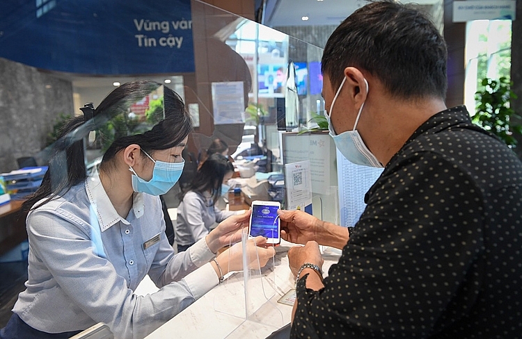 MB đang khẳng định vị thế tiên phong trong hoạt động chuyển đổi số với tỷ trọng giao dịch số đứng trong nhóm đầu của châu Á