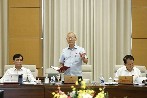 Chủ nhiệm Ủy ban Tài chính, Ngân sách Nguyễn Phú Cường: Công tác thực hành tiết kiệm, chống lãng phí đạt nhiều kết quả tích cực, góp phần thực hiện thắng lợi mục tiêu, chỉ tiêu phát triển KT-XH Chủ nhiệm Ủy ban Tài chính, Ngân sách Nguyễn Phú Cường: Công tác thực hành tiết kiệm, chống lãng phí đạt nhiều kết quả tích cực, góp phần thực hiện thắng lợi mục tiêu, chỉ tiêu phát triển KT-XH