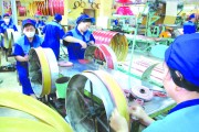 Kịp thời gỡ khó cho người lao động