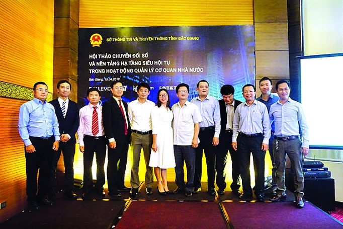 ung dung cong nghe thong tin phuc vu cai cach hanh chinh 7 nhiem vu trong tam