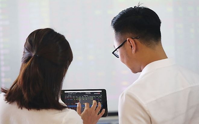 VN-Index rơi, quỹ đầu tư chơi vơi hiệu quả vn index roi quy dau tu choi voi hieu qua