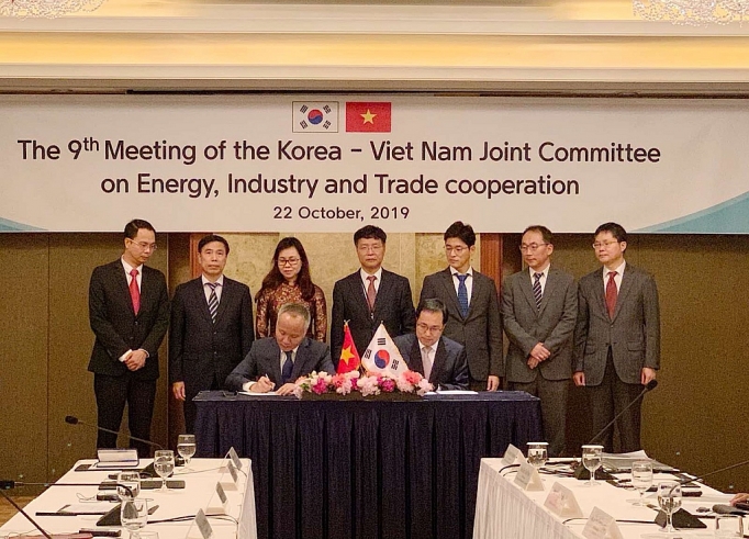Kỳ họp lần thứ 9 của UBHH Việt Nam – Hàn Quốc về hợp tác Năng lượng, Công nghiệp và Thương mại Việt Nam – Hàn Quốc ky hop lan thu 9 cua ubhh viet nam han quoc ve hop tac nang luong cong nghiep va thuong mai viet nam han quoc