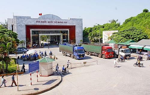 Xây dựng điểm họp chợ trái phép trong vành đai biên giới bị phạt đến 15 triệu đồng xay dung diem hop cho trai phep trong vanh dai bien gioi bi phat den 15 trieu dong