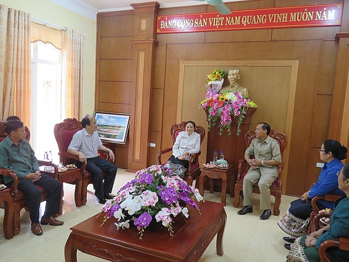 Kỳ II: Thắt chặt tình đoàn kết hữu nghị Việt - Lào ky ii that chat tinh doan ket huu nghi viet lao