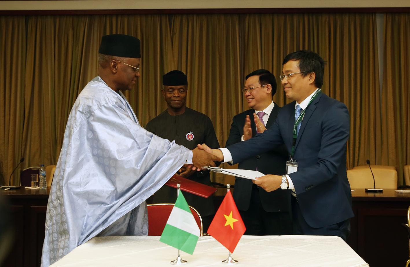 viet nam nigeria xac lap khuon kho phap ly thuan loi ve hop tac kinh te