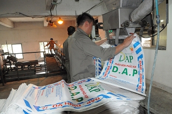 Áp thuế giá trị gia tăng đối với phân bón: Doanh nghiệp và người dân đều được hưởng lợi