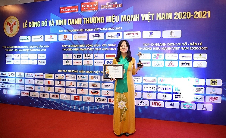 Bà Đỗ Tuệ Tâm, Phó Tổng Giám đốc HAPRO tại Lễ vinh danh Bà Đỗ Tuệ Tâm, Phó Tổng Giám đốc HAPRO tại Lễ vinh danh