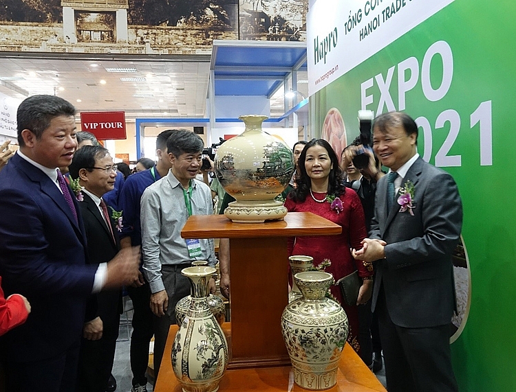 HAPRO tăng cường hoạt động giao thương xuất khẩu tại Vietnam Expo 2021 HAPRO tăng cường hoạt động giao thương xuất khẩu tại Vietnam Expo 2021
