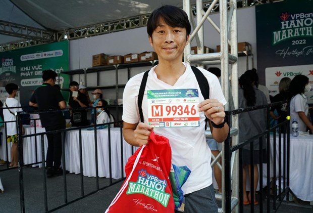 Soi dong giai chay Marathon quoc te cua Ha Noi truoc gio tranh tai hinh anh 2