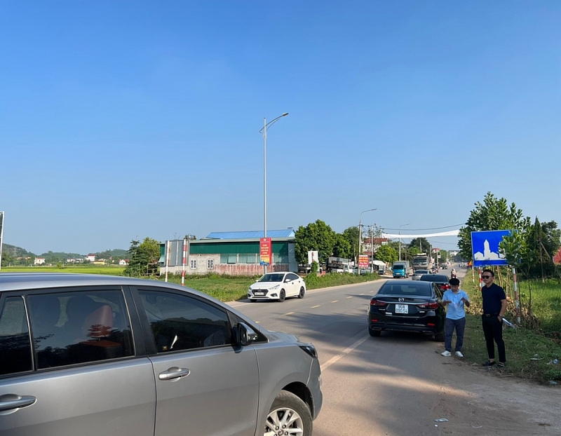 Tân Yên (Bắc Giang): Khu dân cư Tân Sơn chưa đủ điều kiện bán, “cò đất” đã "dụ dỗ" khách mua tan yen ba c giang khu dan cu tan son chua du die u kie n ban co dat da du do khach mua