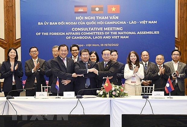 Tăng cường quan hệ hợp tác giữa Quốc hội Việt Nam-Lào-Campuchia Tăng cường quan hệ hợp tác giữa Quốc hội Việt Nam-Lào-Campuchia