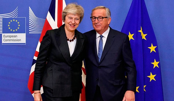 Tuyên bố Anh và EU hậu Brexit được thống nhất ở cấp chính trị tuyen bo 26 trang phac thao moi quan he giua anh va eu hau brexit duoc thong nhat o cap chinh tri