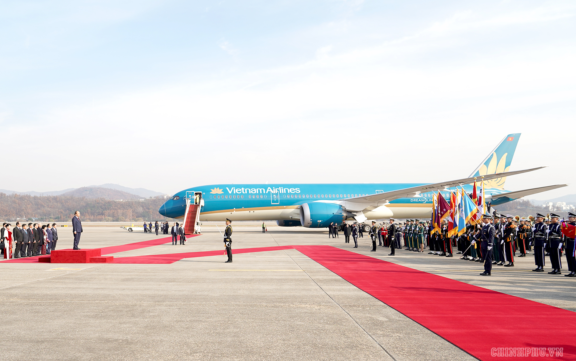 le don chinh thuc thu tuong nguyen xuan phuc tai thu do seoul han quoc