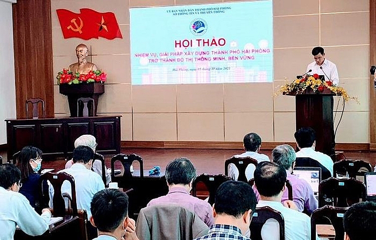 Quang cảnh hội thảo “Xây dựng Hải Phòng trở thành đô thị thông minh, bền vững”.