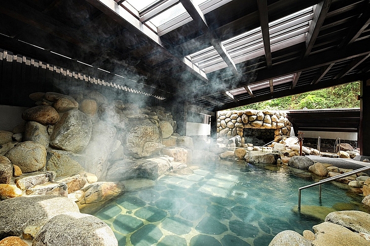 Khu tắm tiên tại Yoko Onsen Quang Hanh Khu tắm tiên tại Yoko Onsen Quang Hanh