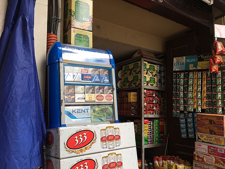 Có thể dễ dàng tìm mua thuốc lá ở các cửa hàng tạp hóa Có thể dễ dàng tìm mua thuốc lá ở các cửa hàng tạp hóa