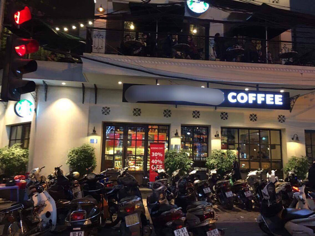 Quán cà phê cũng có chương trình giảm giá khi mua quà giáng sinh trong ngày Boxing day
