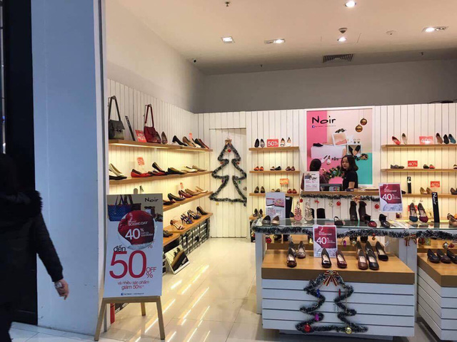 Hàng hóa vẫn còn khá nhiều mặc dù đã giảm giá sâu ngày Boxing day