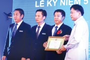 Chữ “P” và “trái ngọt” trên đất nước Triệu Voi