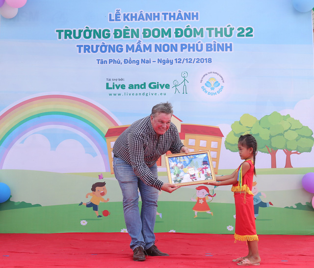 Trường mầm non "Đèn Đom Đóm" thứ 22 được đưa vào sử dụng truong mam non den dom dom thu 22 duoc dua vao su dung