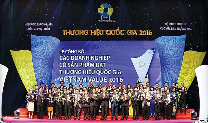 Tôn vinh và nâng tầm giá trị ton vinh va nang tam gia tri