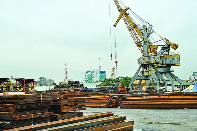 chu dong tren san choi toan cau