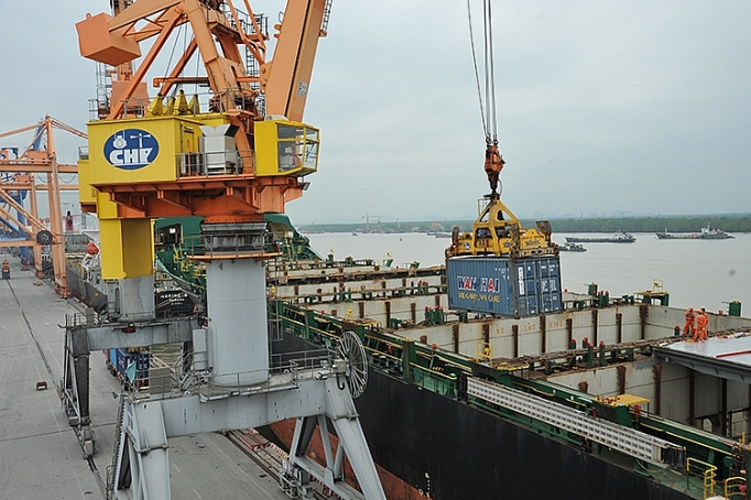 se la nam thu tu lien tiep xuat sieu