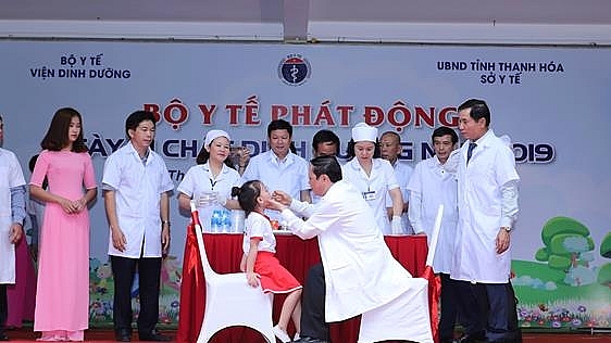 21 loai vi chat trong sua hoc duong dap ung 30 nhu cau cho tre em