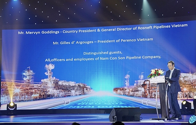 PTGĐ PV GAS Nguyễn Thanh Nghị phát biểu chúc mừng 3720-3-pb-pvgas