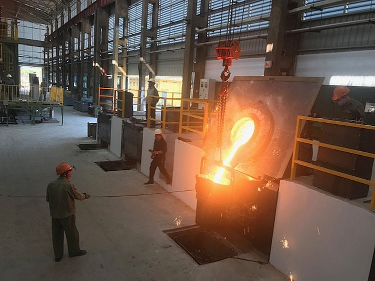 Dây chuyền đúc hiện đại được đầu tư tại nhà máy của Công ty Disoco Dây chuyền đúc hiện đại được đầu tư tại nhà máy của Công ty Disoco