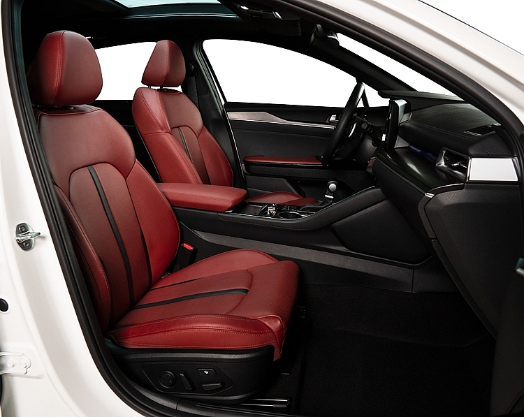 Trải nghiệm đẳng cấp với các phiên bản Kia K5 Trải nghiệm đẳng cấp với các phiên bản Kia K5