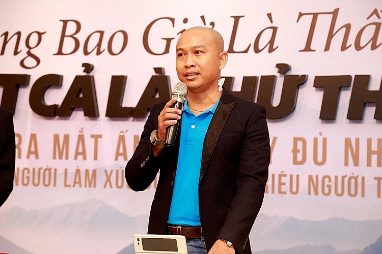 Đại diện Tiki chia sẻ về mục tiêu lan tỏa văn hóa đọc sách trong buổi họp báo ra mắt ấn bản đầy đủ hồi ký Không bao giờ là thất bại, Tất cả là thử thách