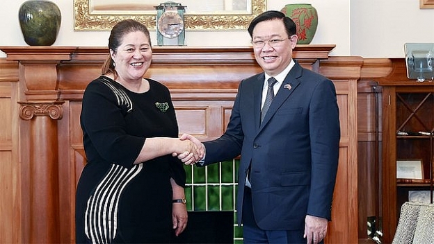 Chủ tịch Quốc hội Vương Đình Huệ và Toàn quyền New Zealand Dame Cindy Kiro Chủ tịch Quốc hội Vương Đình Huệ và Toàn quyền New Zealand Dame Cindy Kiro