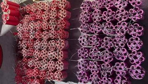 Cận cảnh “công xưởng” chế tạo pháo nổ của thợ cơ khí -0