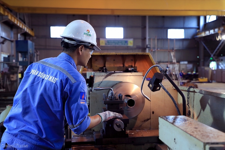 PVCFC: Nội lực thêm vững từ phát triển chuyên gia PVCFC: Nội lực thêm vững từ phát triển chuyên gia