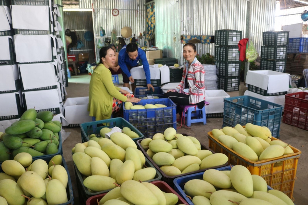 can tho nang tam dac san dia phuong