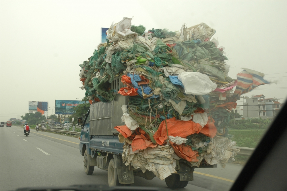Hà Nội: Hỗ trợ mô hình thu gom, tái chế chất thải nhựa ha noi ho tro mo hinh thu gom tai che chat thai nhua