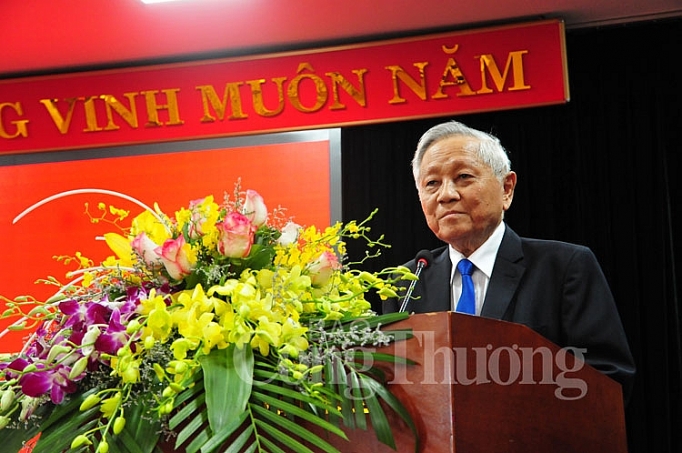 lanh dao bo cong thuong gap mat can bo huu tri nhan dip tet canh ty 2020