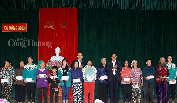mang xuan yeu thuong den voi nguoi ngheo ha tinh