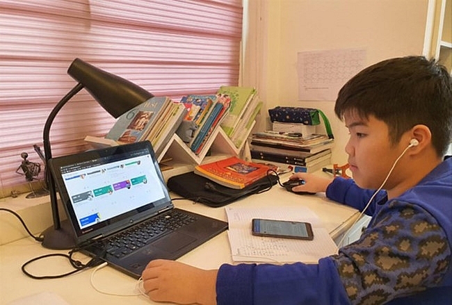 Dạy học trực tuyến thời dịch Covid-19: Tăng cường chuyên môn cho giáo viên day hoc truc tuyen thoi dich covid 19 tang cuong chuyen mon cho giao vien