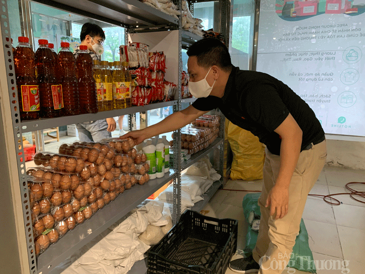 sieu thi 0 dong mon qua cua tinh nguoi