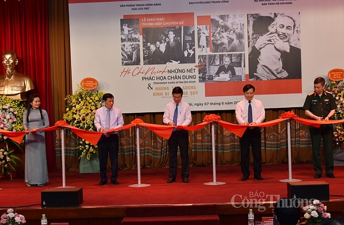 lang dong truoc ho chi minh nhung net phac hoa chan dung